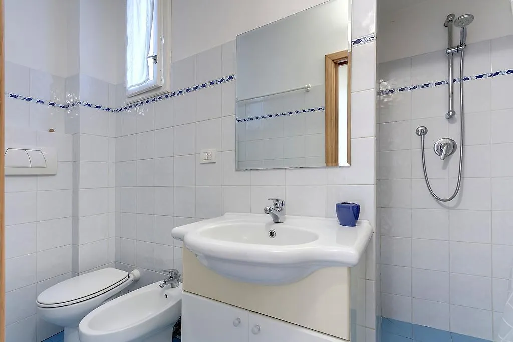 Residenza Leonardo Apartman Firenze Olaszország