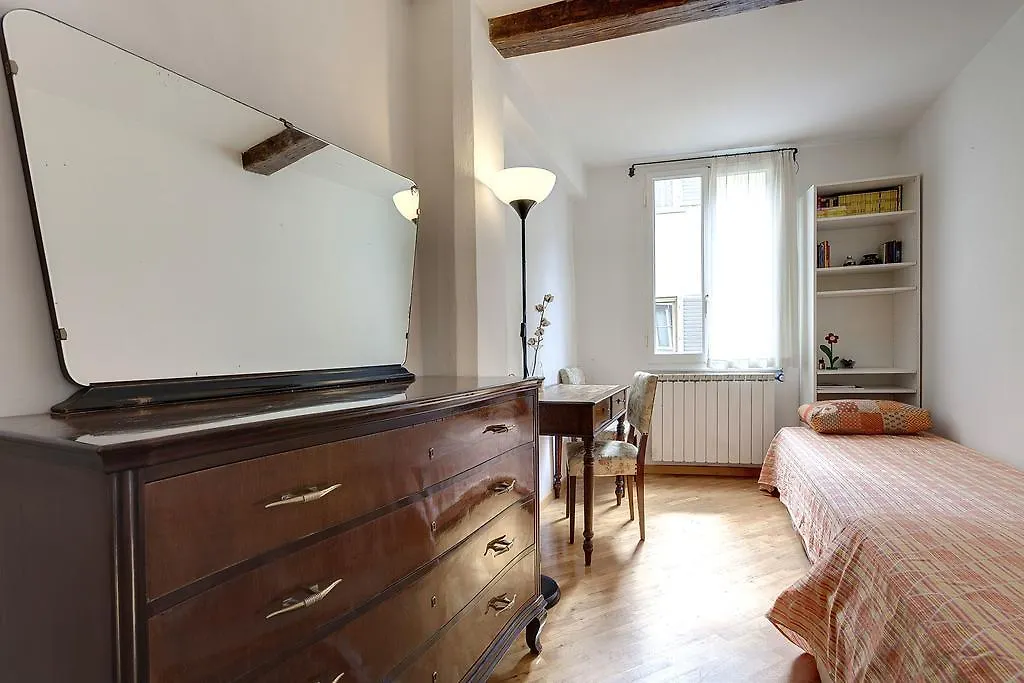 Residenza Leonardo Apartman Firenze